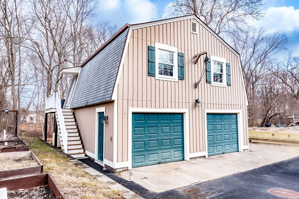 Property Photo:  20 Whipple Ave  MA 01504 