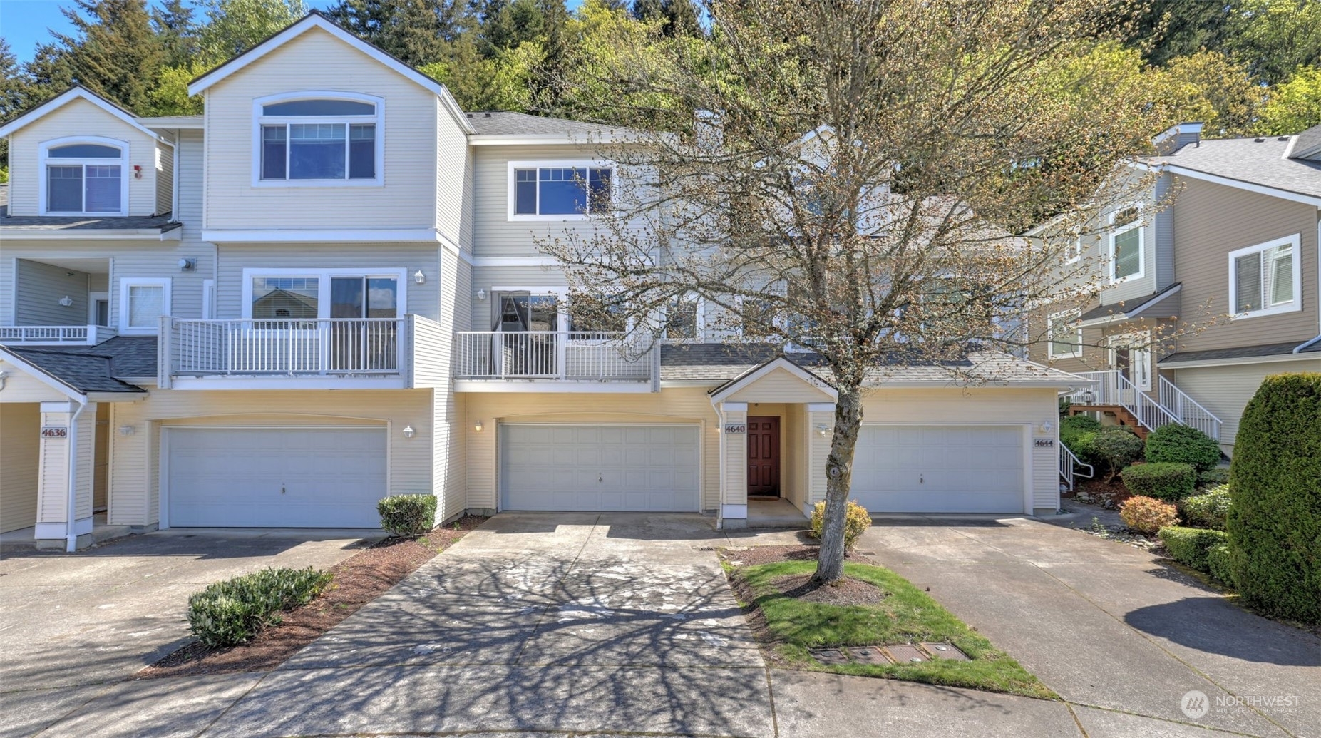 Property Photo:  4640 Morris Avenue S  WA 98055 