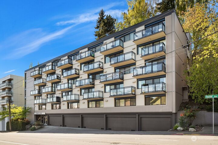1525  Taylor Avenue N 203  Seattle WA 98109 photo