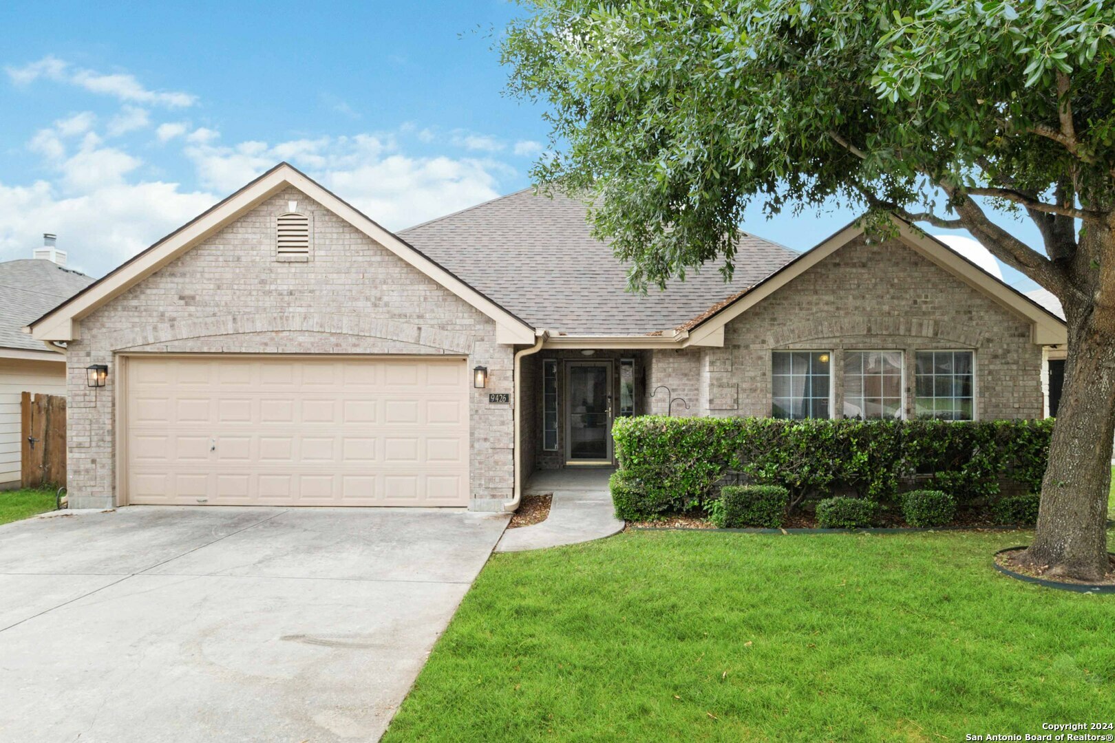 Property Photo:  9426 Anderson Court  TX 78109 