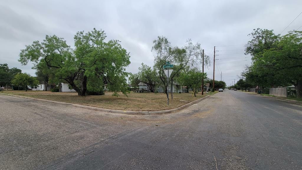 Property Photo:  0 Willow Dr  TX 76901 