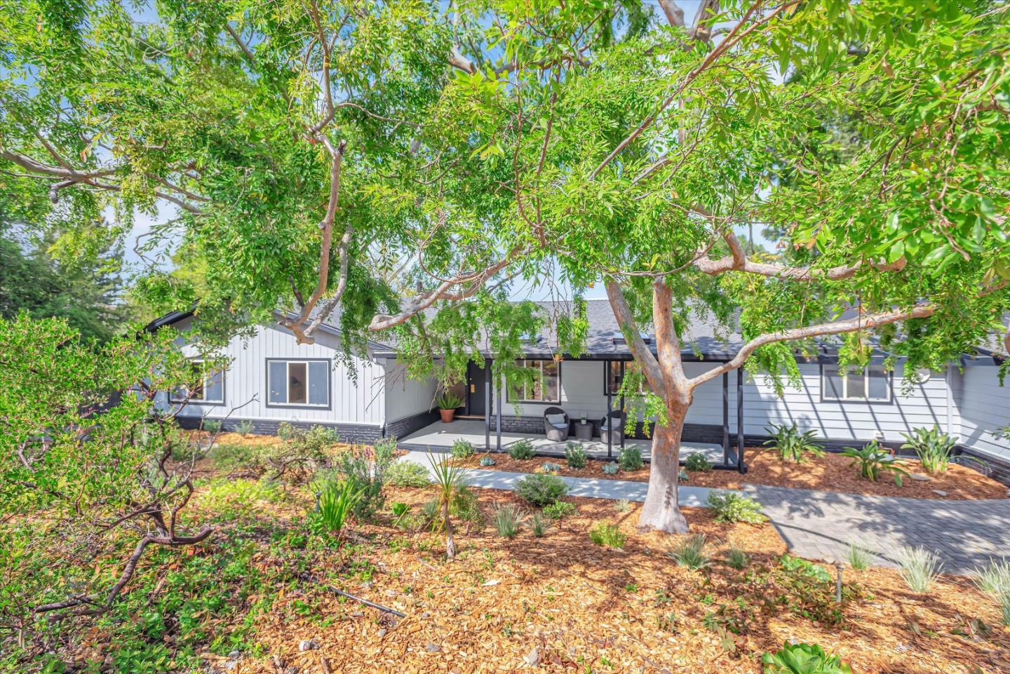 Property Photo: 330 Robinwood Lane CA 94010
