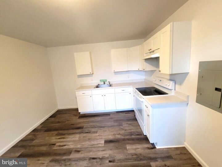 38 1/2 W Lancaster Avenue 3  Downingtown PA 19335 photo