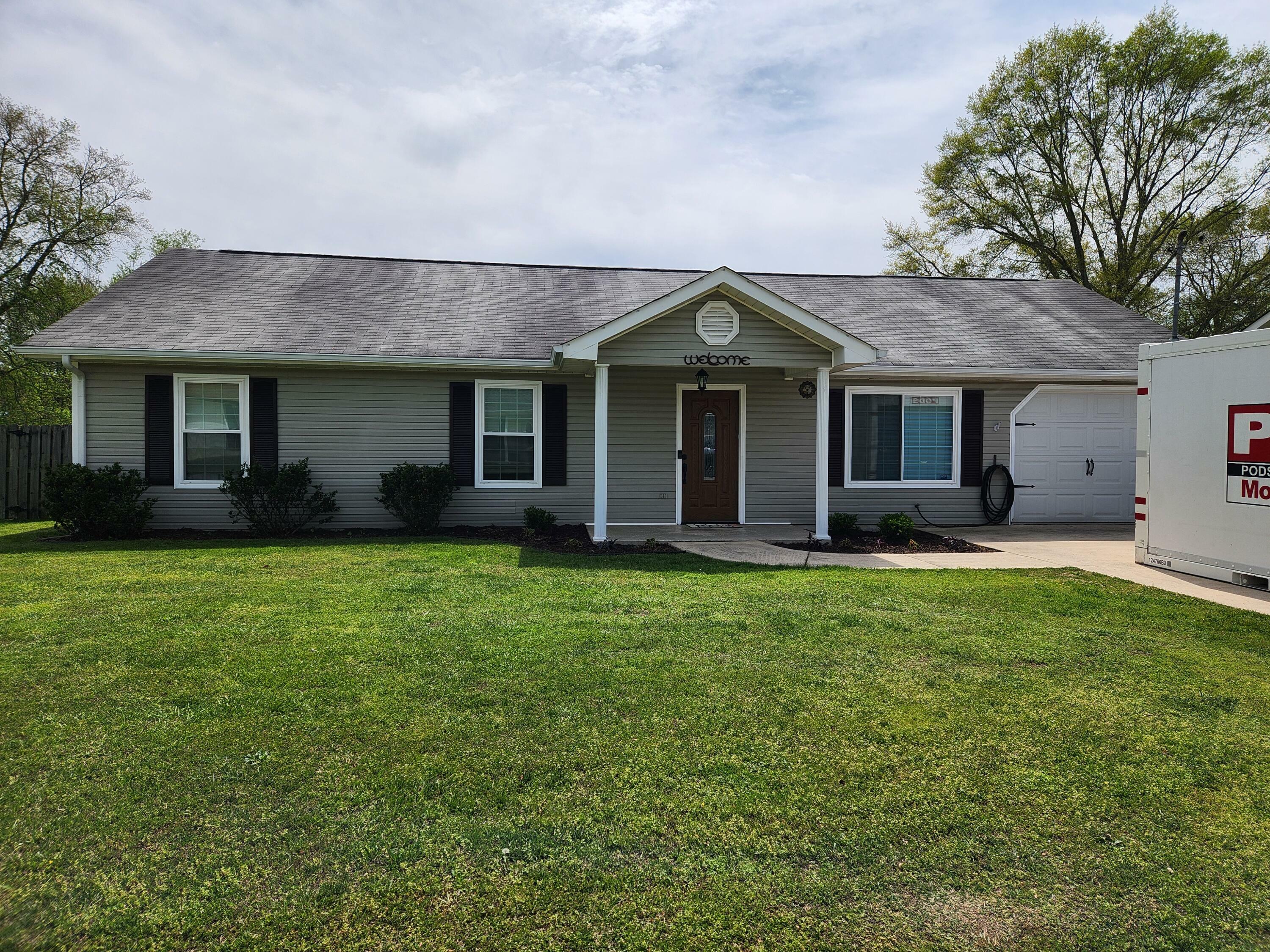 Property Photo: 1708 Maple Place TN 37379