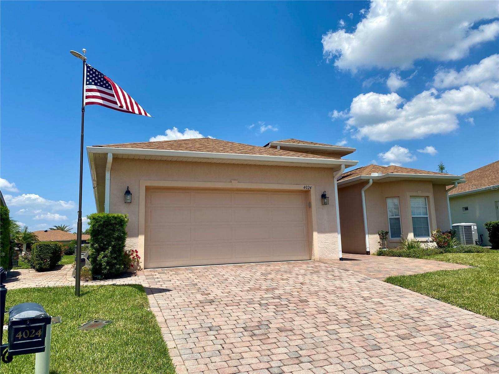 Property Photo:  4024 Tralee Drive  FL 33859 