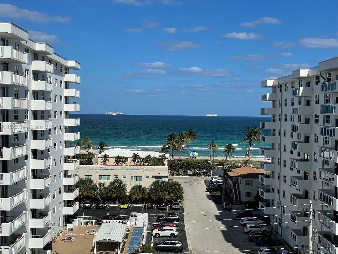 Property Photo:  1410 S Ocean Dr 801  FL 33019 