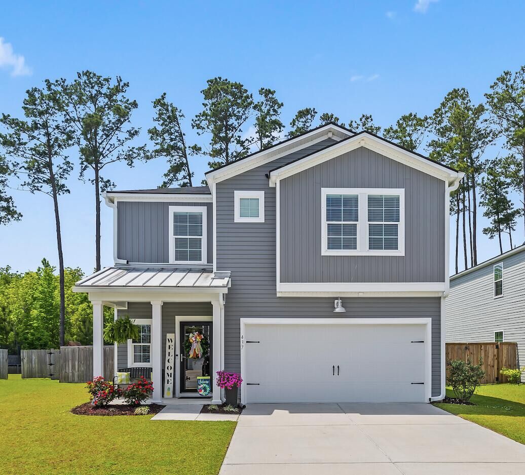 Property Photo: 437 Matuskovic Drive SC 29414
