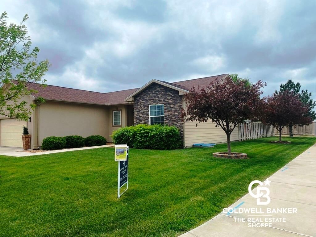 Property Photo:  717 Cole Circle  KS 67846 