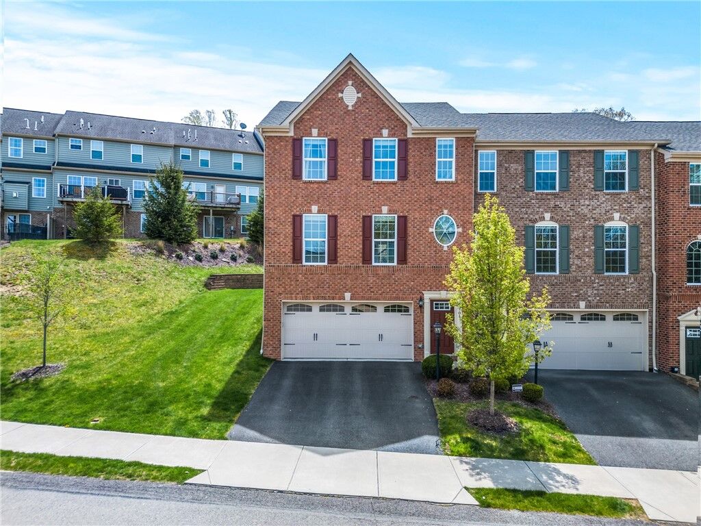 Property Photo:  701 Carver Drive  PA 15090 