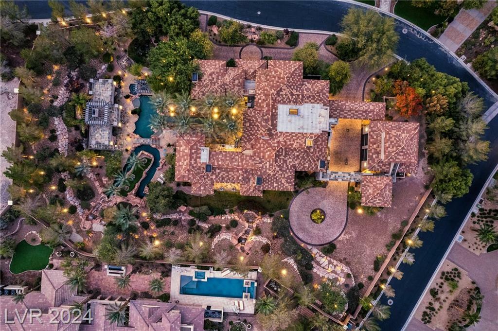 Property Photo: 5 Wood Creek Court NV 89141