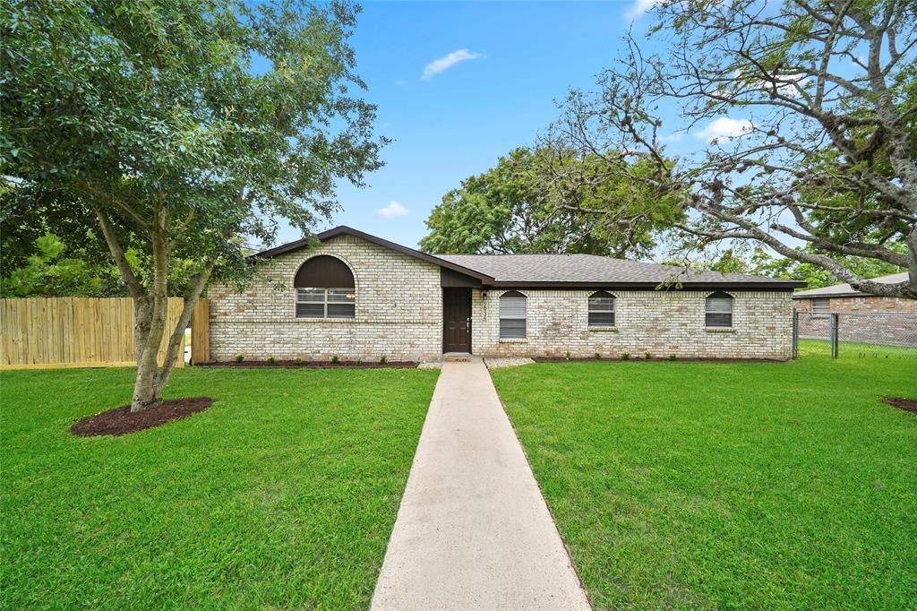 Property Photo: 2934 Michael Street TX 77518