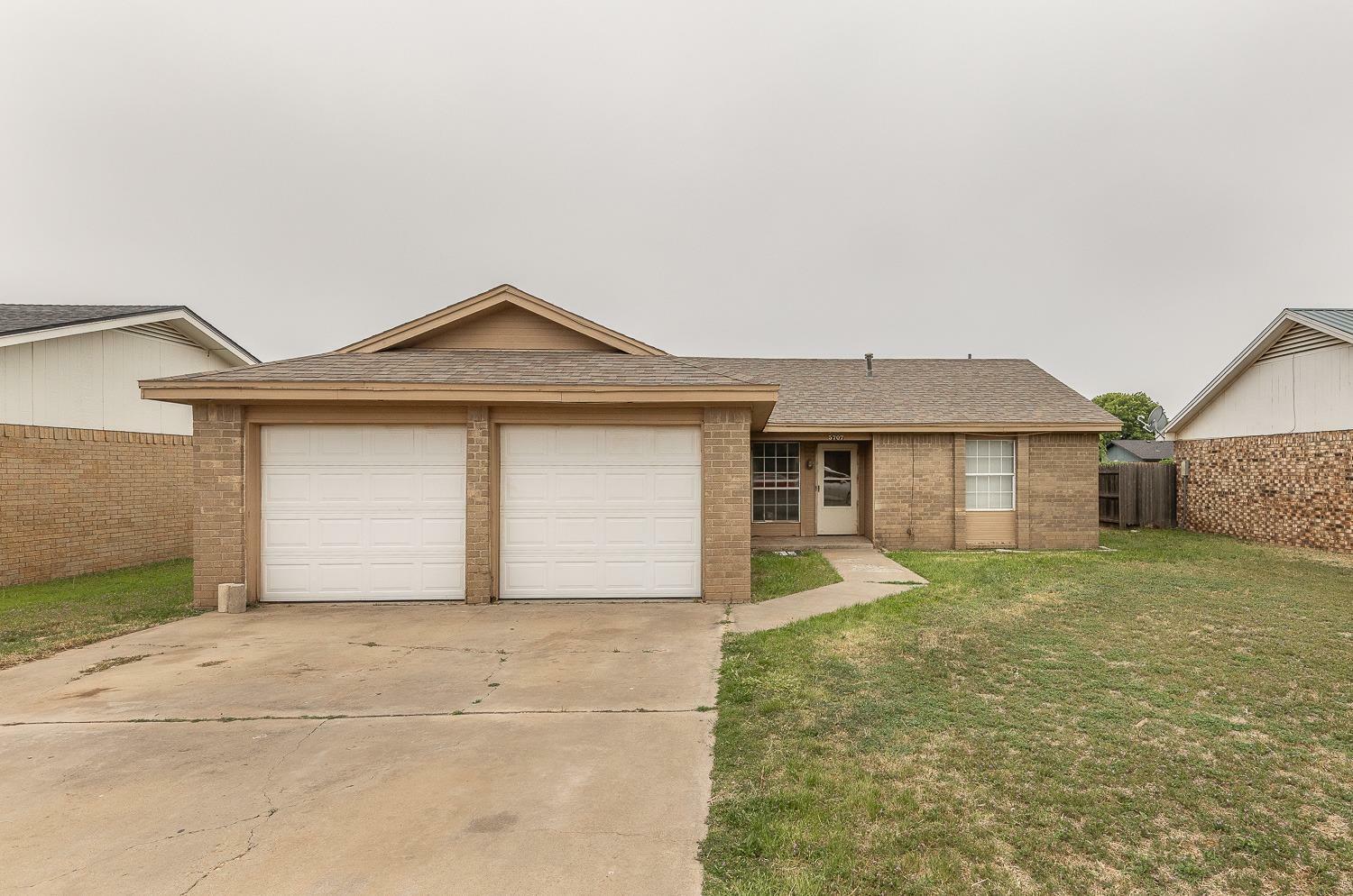 Property Photo:  5707 1st Street  TX 79416 