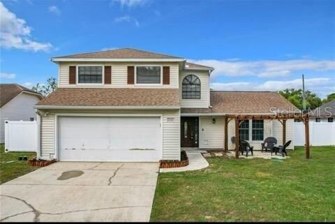 Property Photo: 1668 Spicewood Lane FL 32707