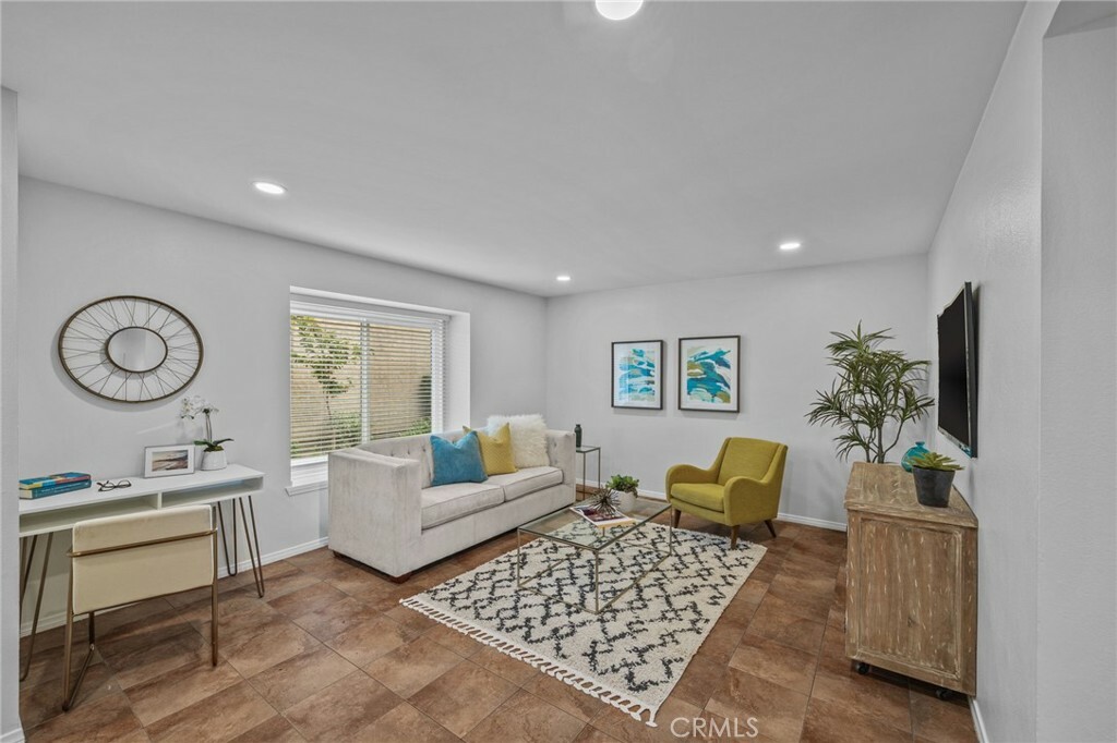 Property Photo:  13722 Red Hill Avenue 71  CA 92780 