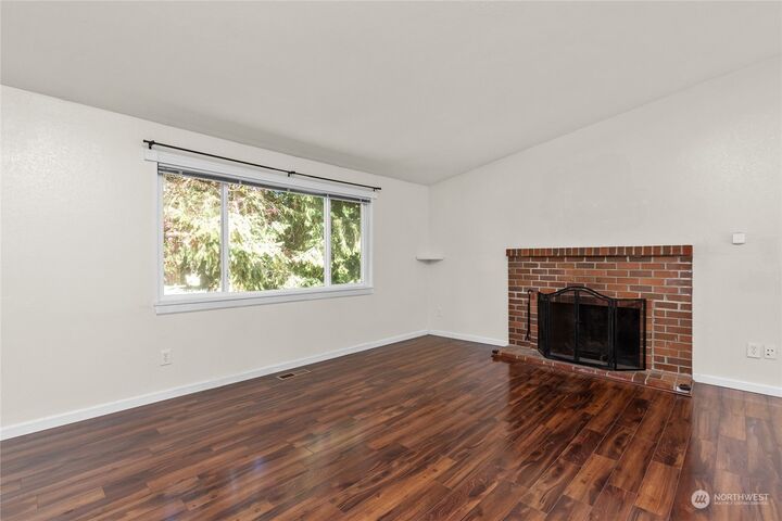 Photo de la propriété:  33406 33rd Place SW  WA 98023 