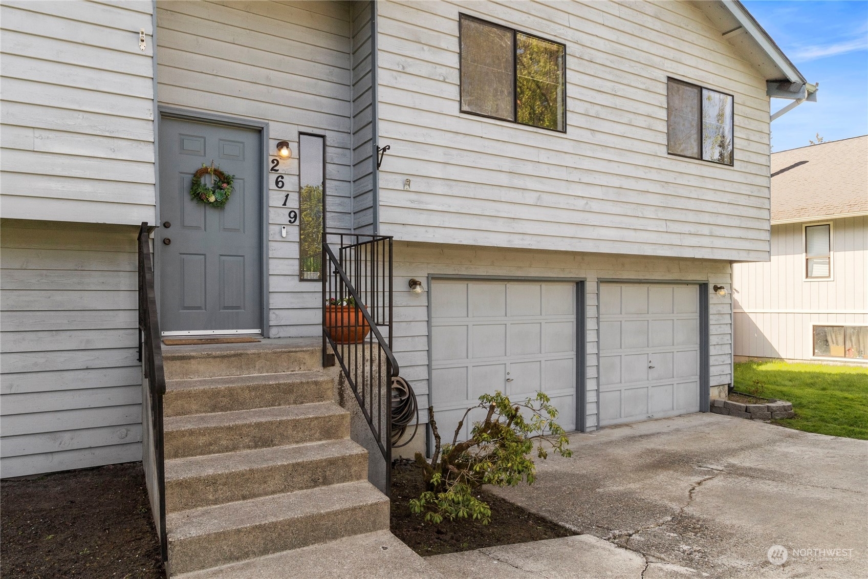 Property Photo:  2619 S 379th Place  WA 98003 