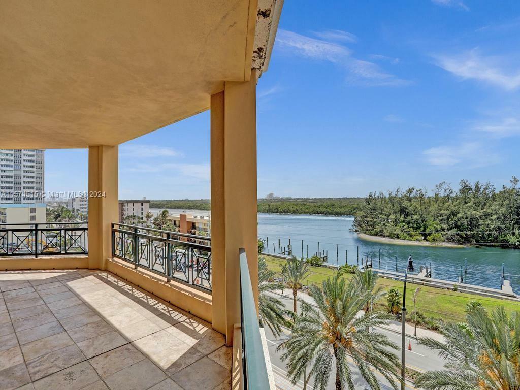 Property Photo:  3415 N Ocean Dr 505  FL 33019 