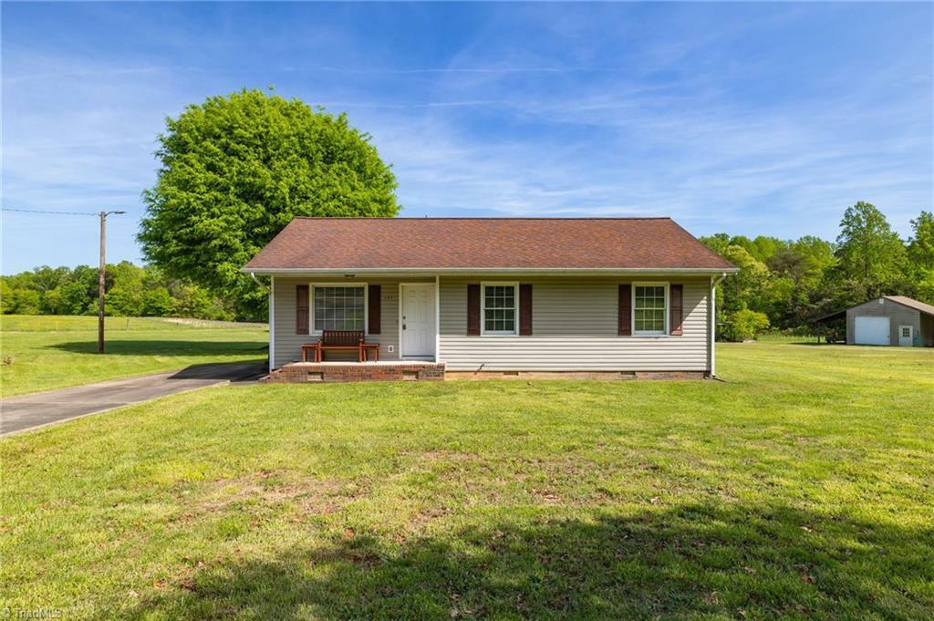 Property Photo:  389 Anderson Road  NC 27288 