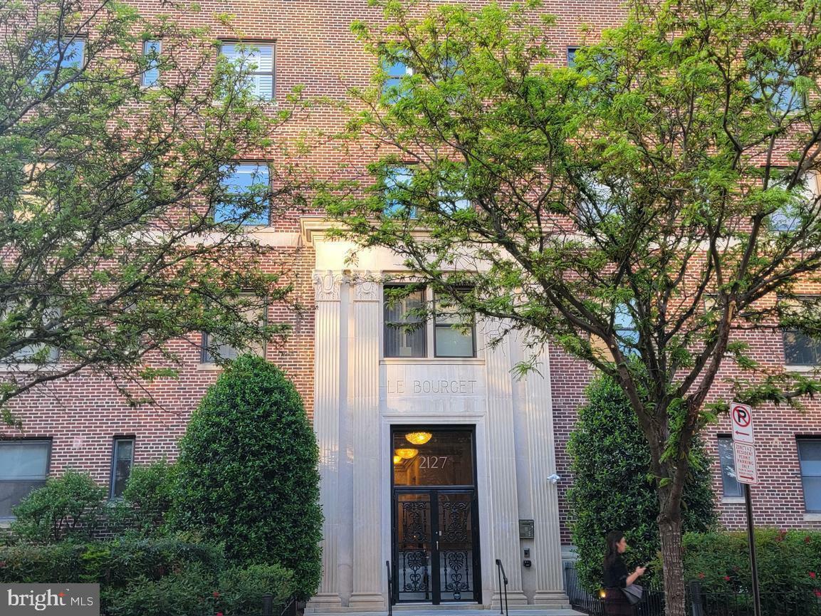Property Photo:  2127 California Street NW 105  DC 20008 