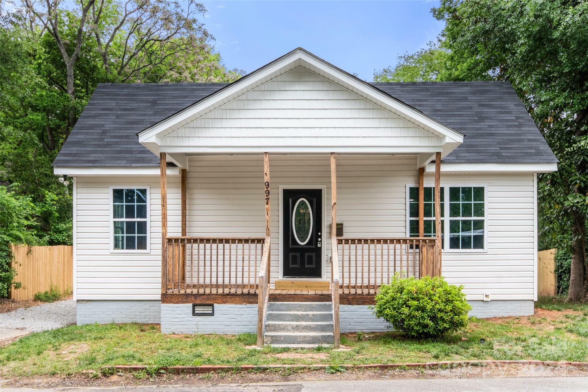 Property Photo:  997 15th Street  SC 29720 