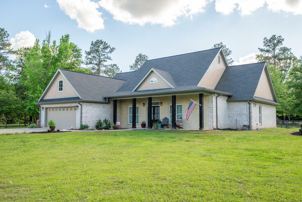 Property Photo:  19 New Hope Church Road  MS 39759 