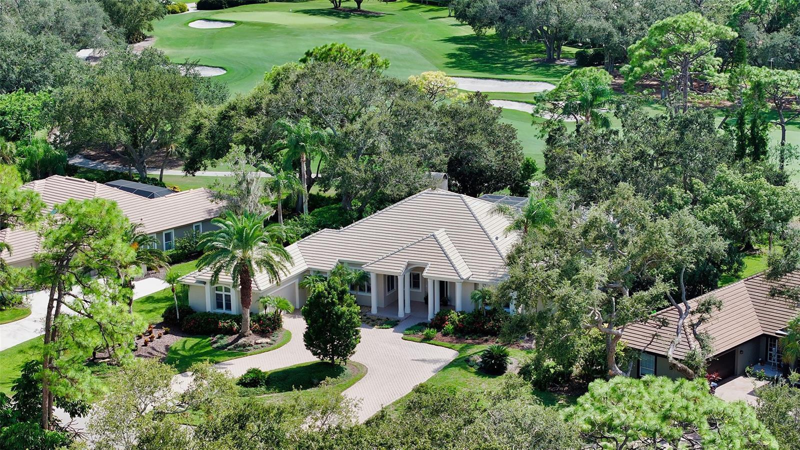 Property Photo:  935 Blue Heron Overlook  FL 34229 