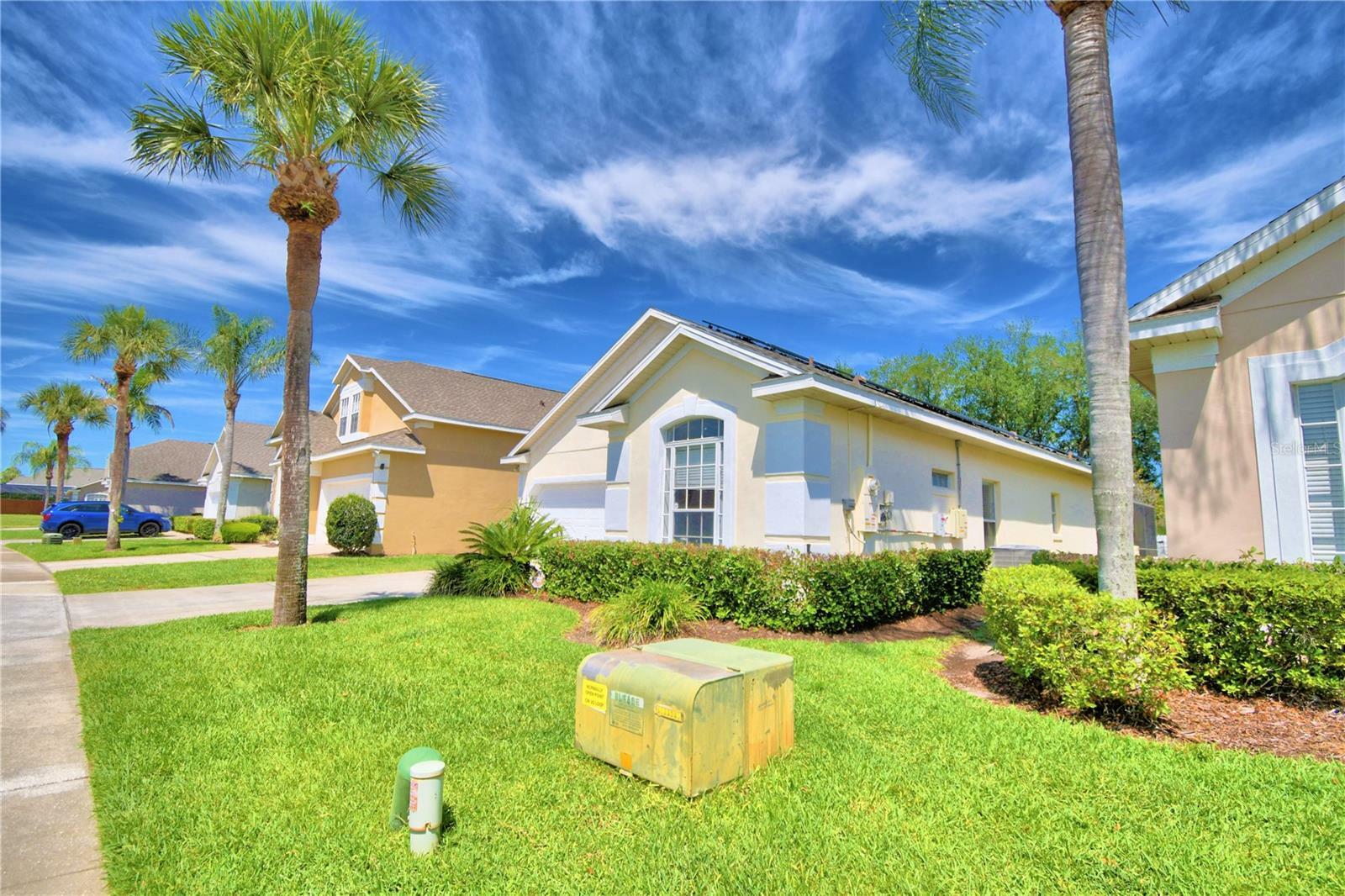 Property Photo:  16801 Glenbrook Boulevard  FL 34714 