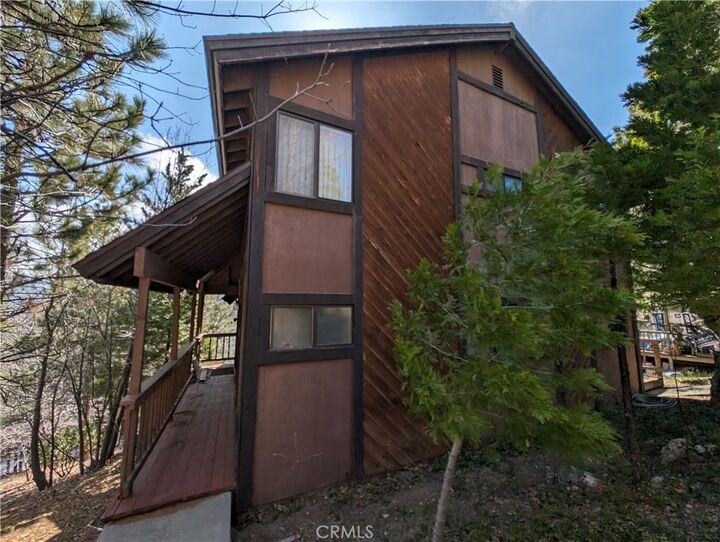 Property Photo: 695 Grass Valley Road CA 92352
