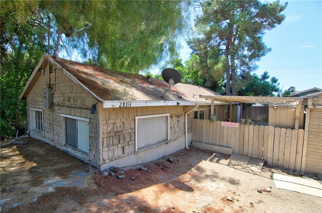 23314 Raymond Street  Chatsworth CA 91311 photo