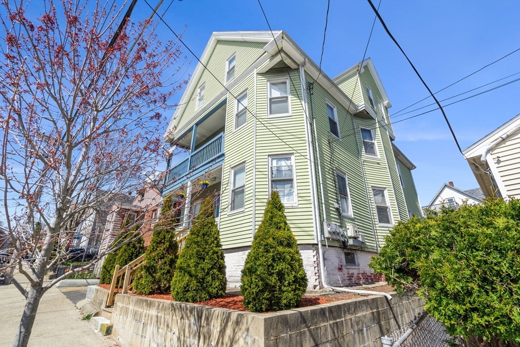 Property Photo: 9 Calhoun Ave MA 02149