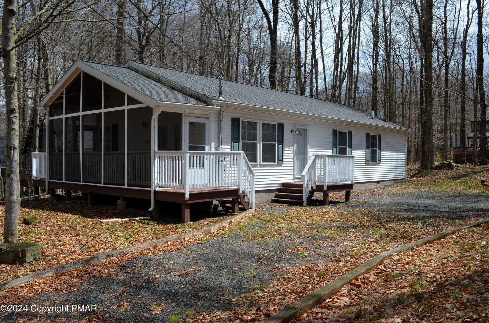 Property Photo: 227 Muskwink Drive PA 18347