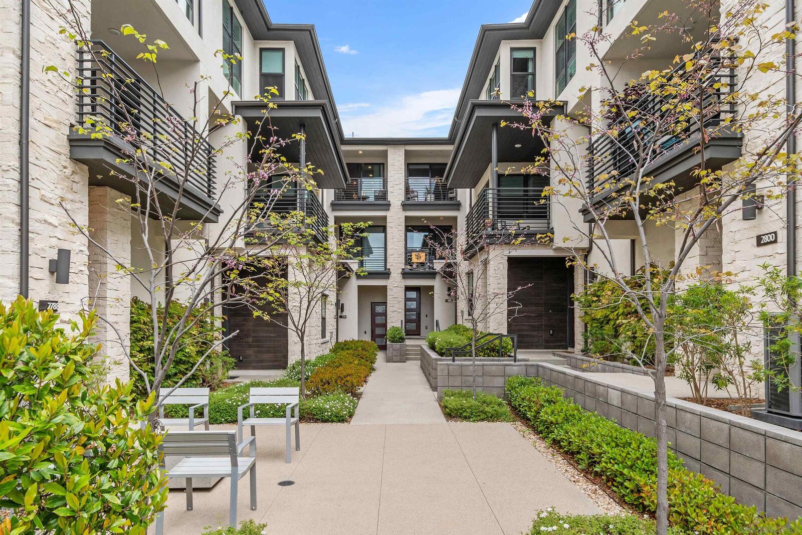 Property Photo:  2782 Via Alta Pl  CA 92108 