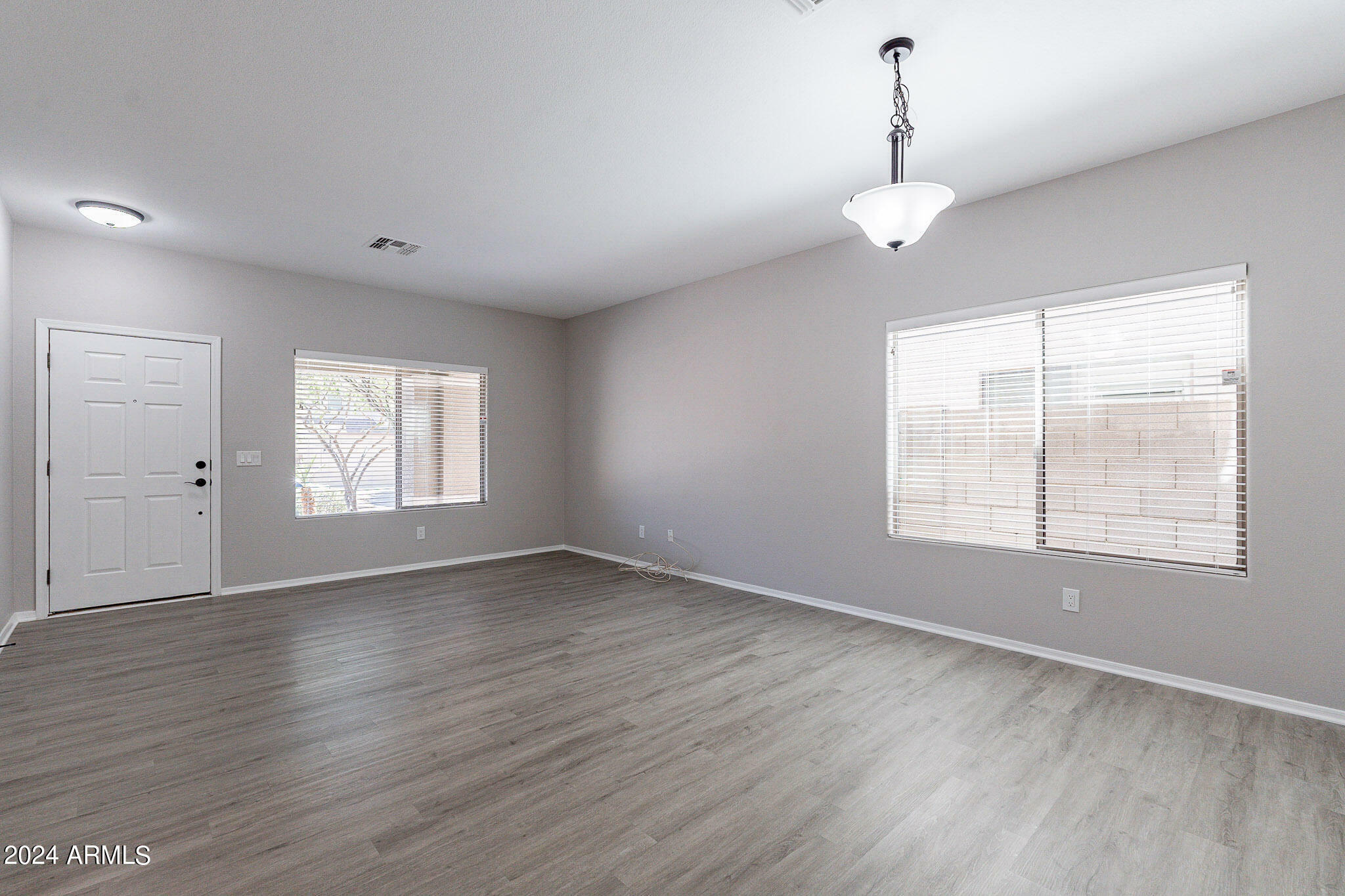 Property Photo:  796 E Payton Street  AZ 85140 