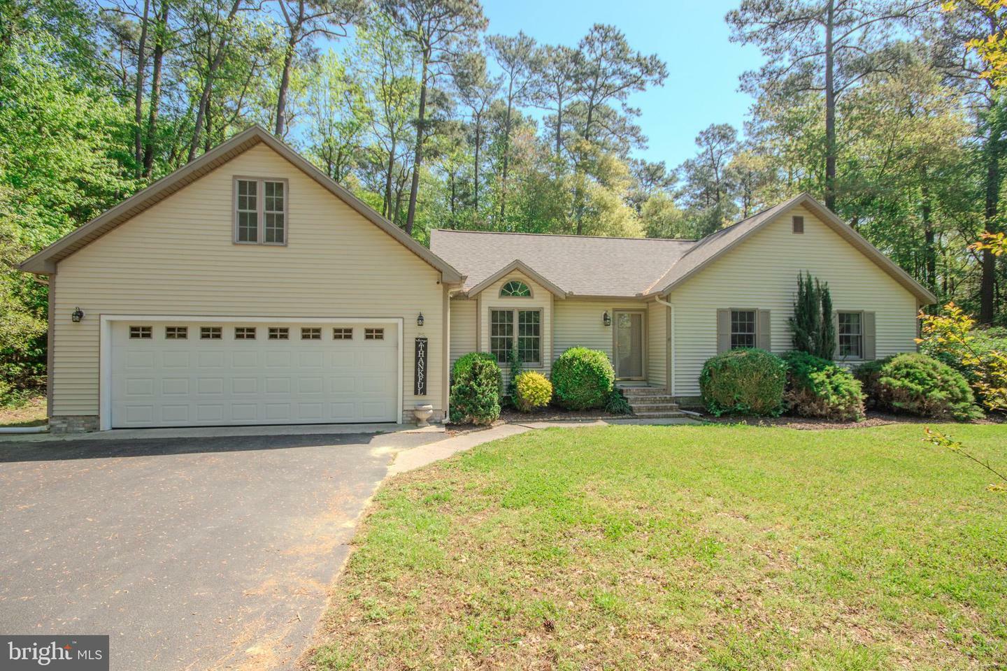 Property Photo:  7301 Laurens Way  MD 21849 