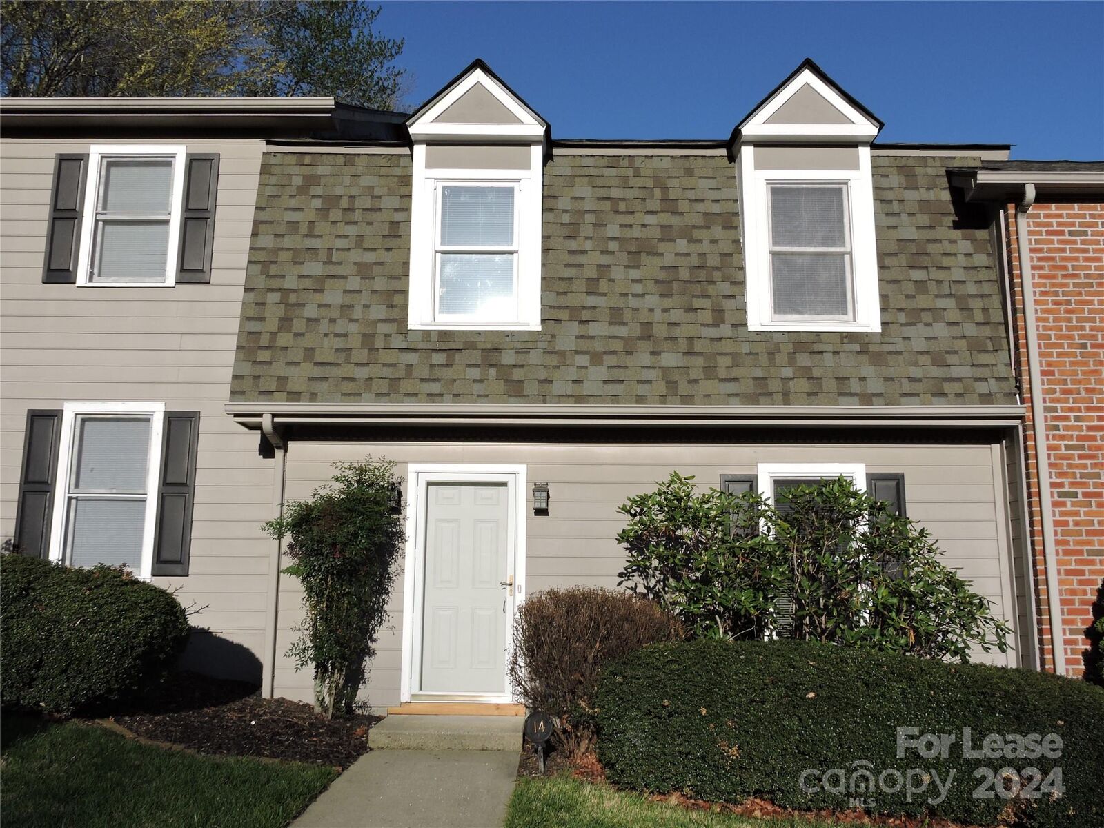 Property Photo: 14 Sleepy Hollow Lane NC 28778