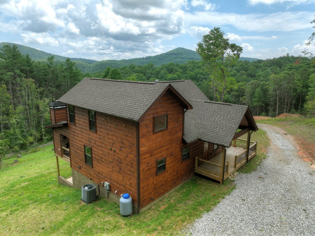 Property Photo:  450 Twin Springs Road  GA 30559 