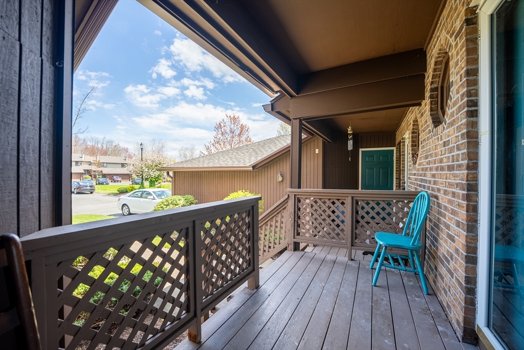 Property Photo: 5 Ash Ln 5 MA 01001