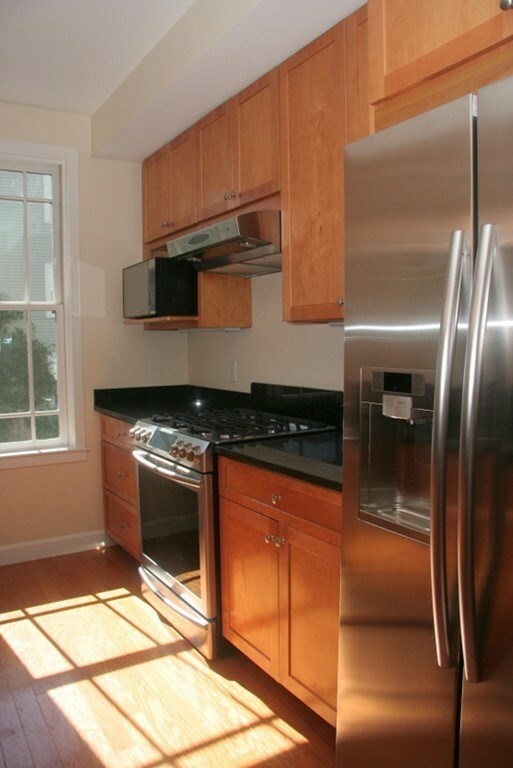 Property Photo:  195 High Street 101  MA 02445 