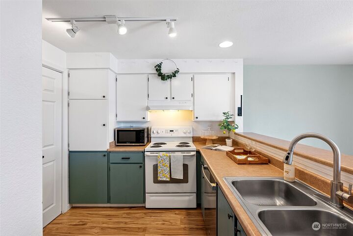 Property Photo:  1745 W Sunn Fjord Lane H103  WA 98312 