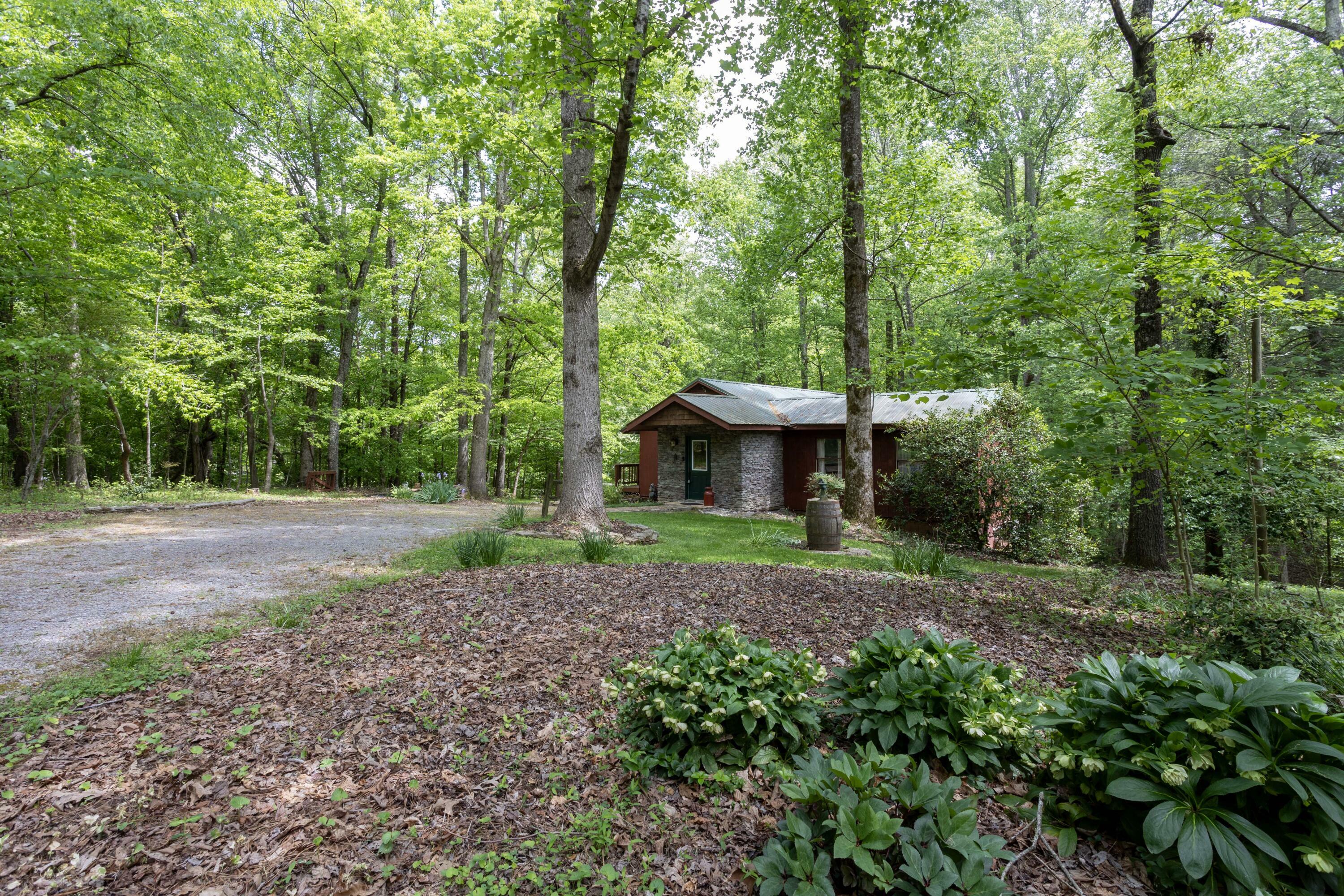 Property Photo:  1325 Torbett Road  TN 37381 