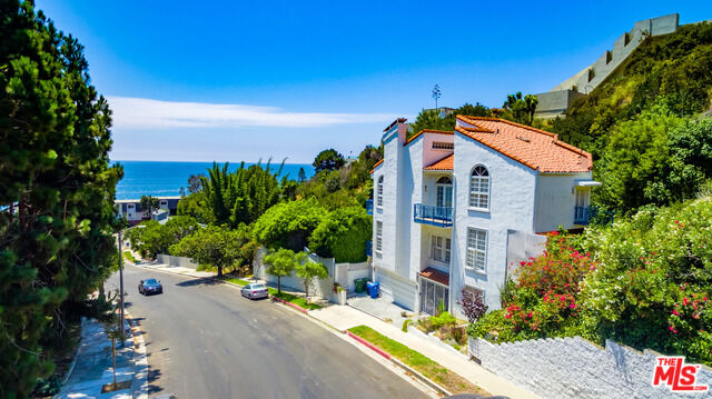 Property Photo:  181  Surfview Dr  CA 90272 