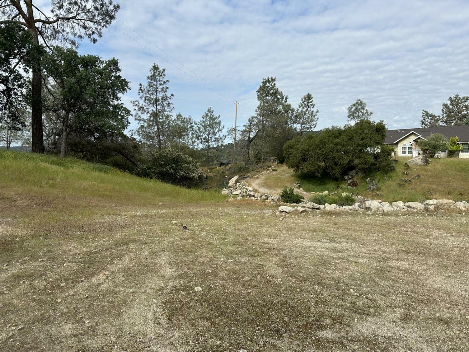 Property Photo:  0 Lot 365 Oak Grove Court E  CA 93614 