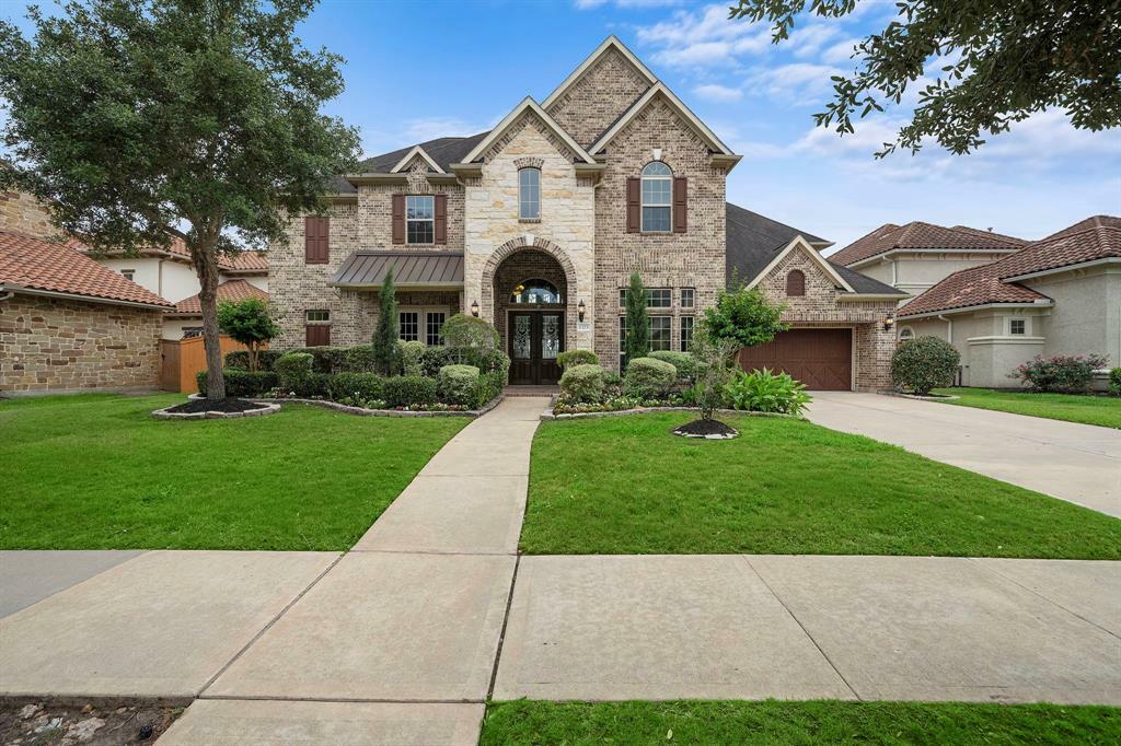 Property Photo:  6323 Windermere Park Lane  TX 77479 