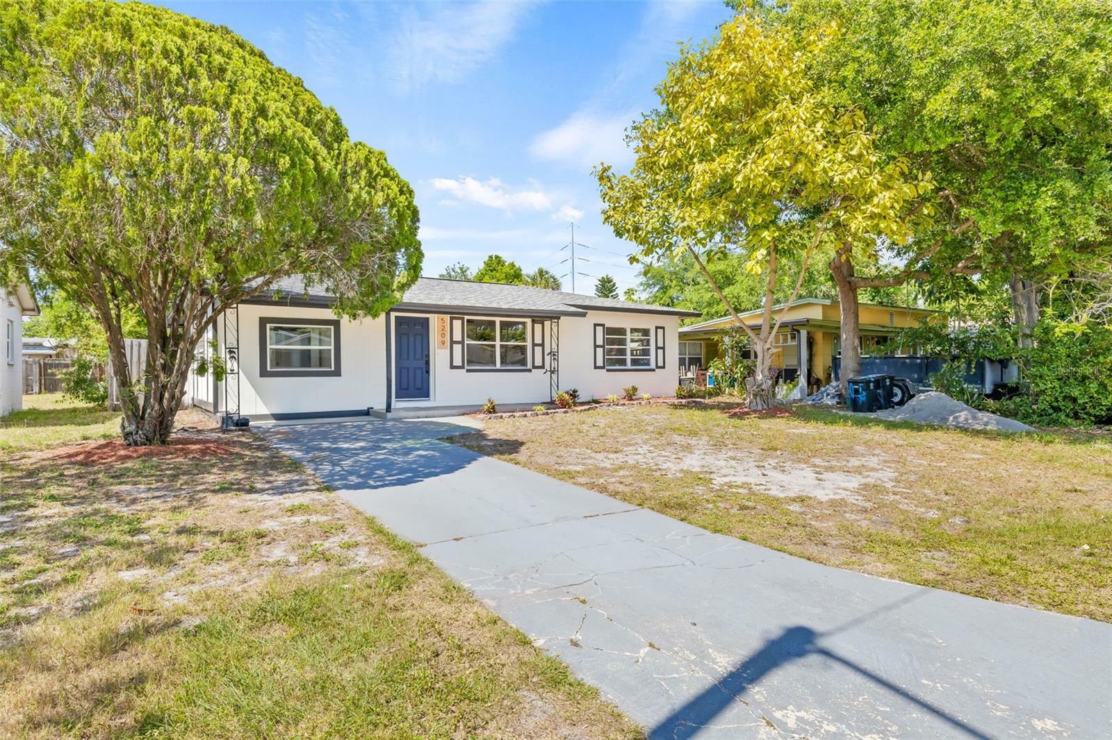 Property Photo:  5209 12th Ave S  FL 33707 