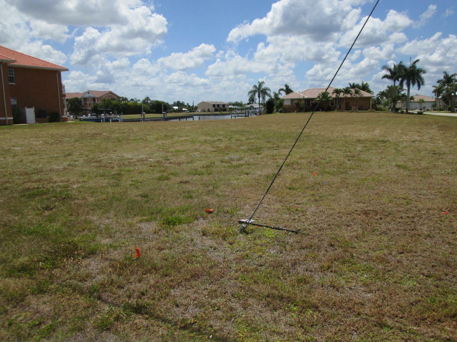 Property Photo: 825 Via Tripoli FL 33950