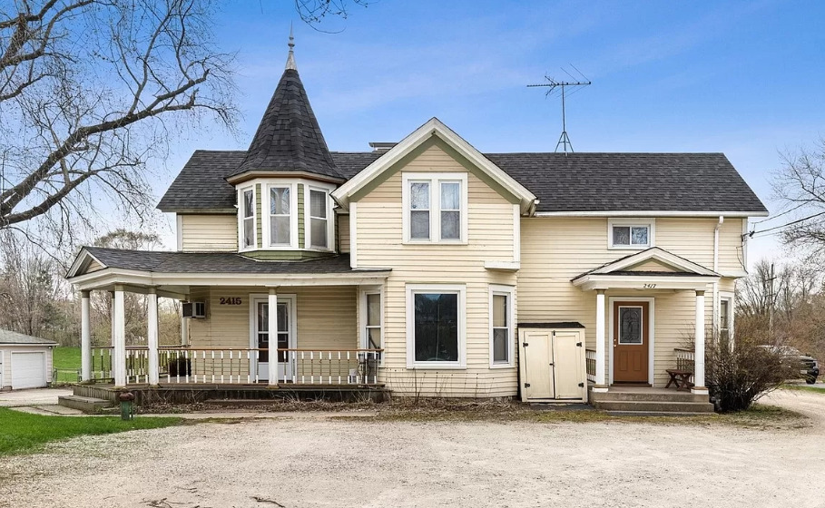 Property Photo: 2415 Johnsburg Road 3 IL 60050