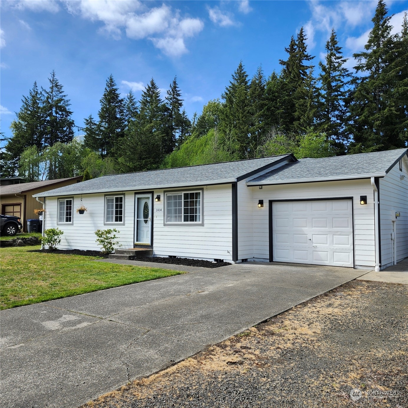 Property Photo:  1404 Wingwood Place  WA 98584 