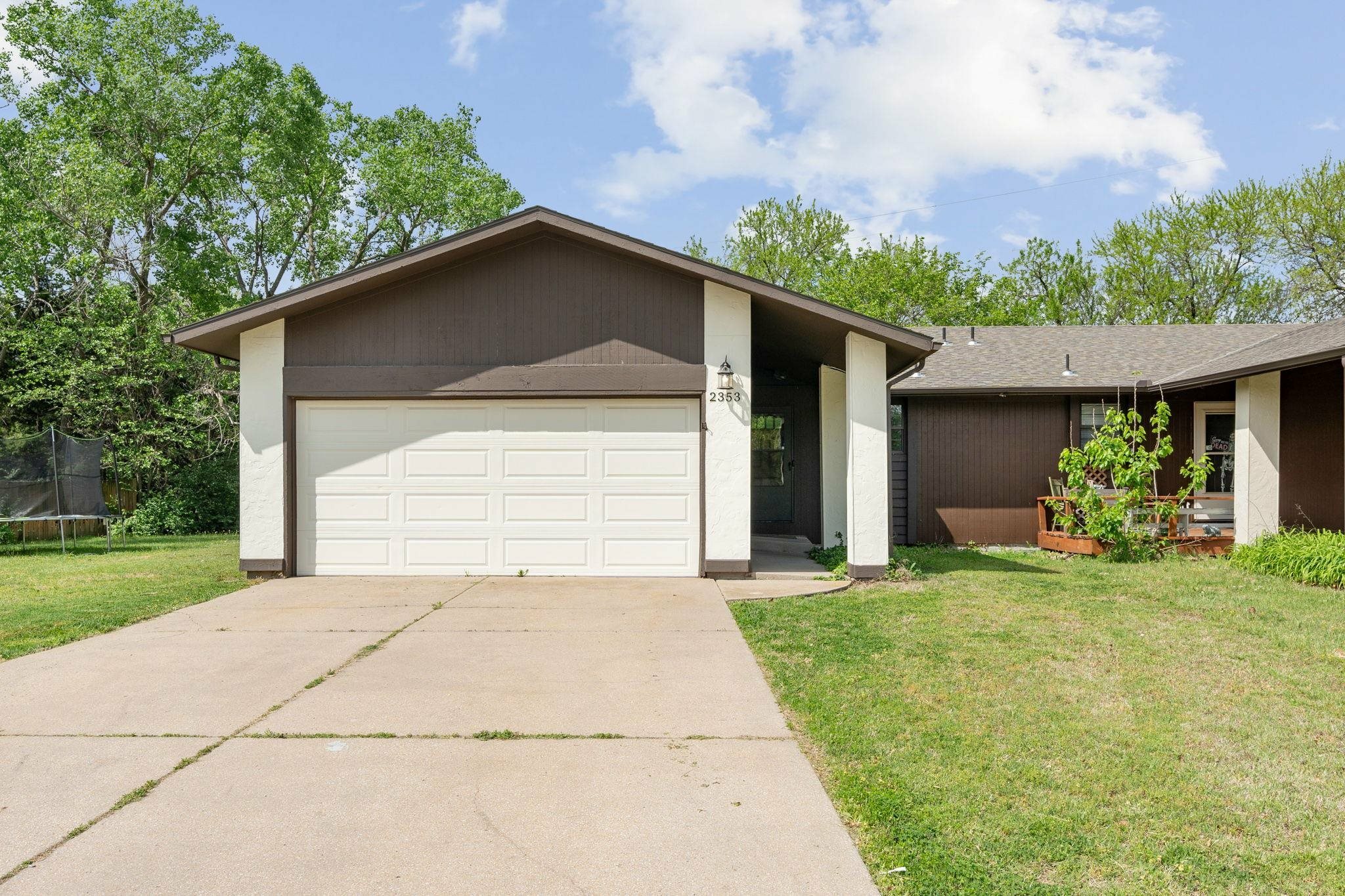 Property Photo:  2353 N Rutland Ct  KS 67226-1116 