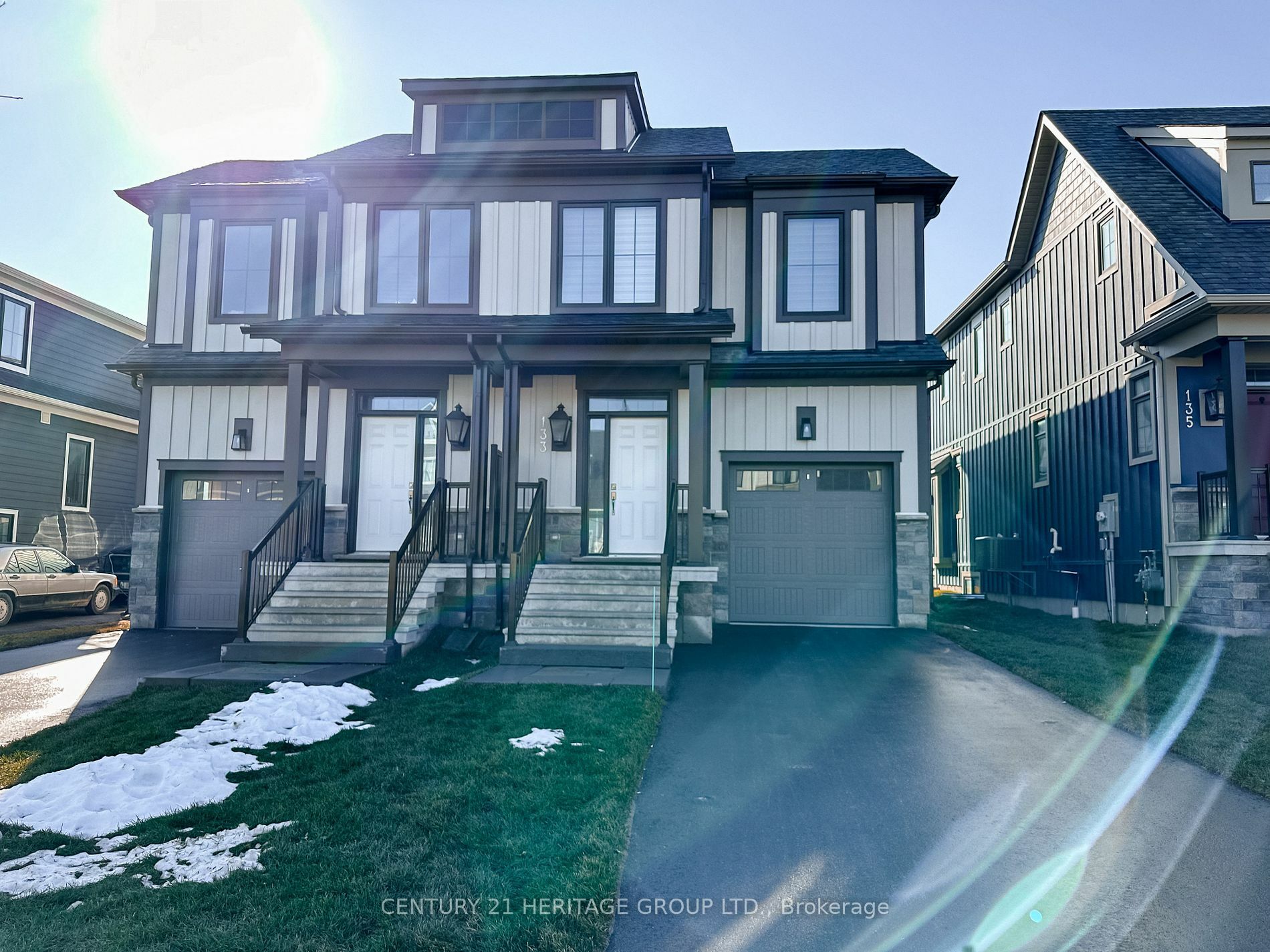 Property Photo:  133 Black Willow Cres  ON L9Y 5L7 