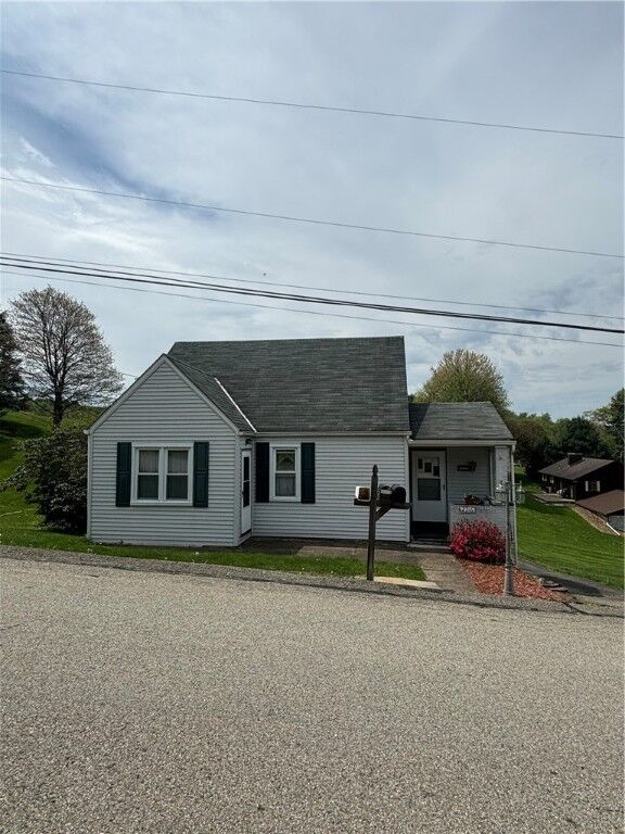 Property Photo: 2316 Baloh St PA 15623